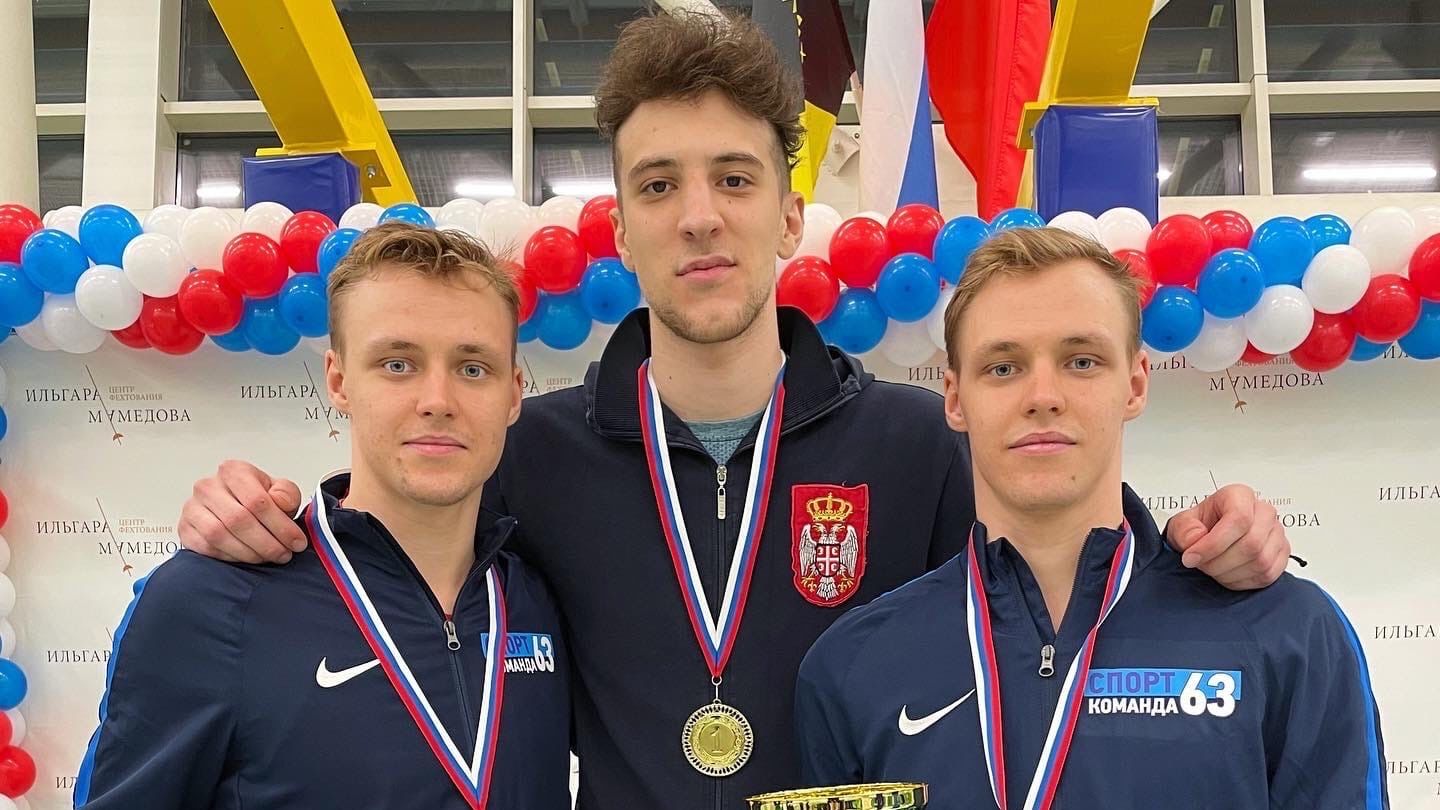 Рапиристы ЦСКА Кирилл и Антон Бородачевы первенствовали на Всероссийских соревнованиях в Новогорске