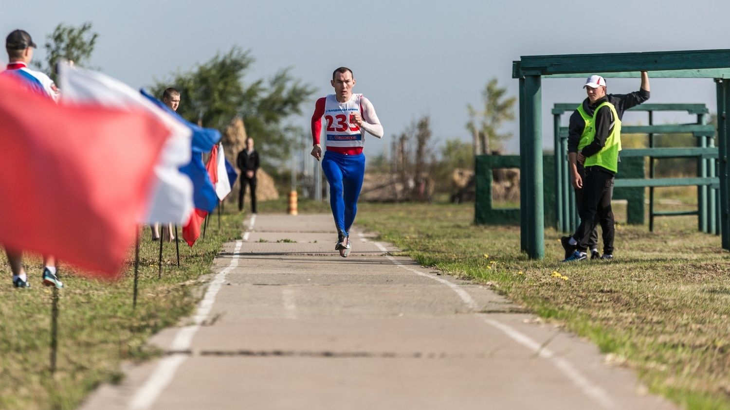 На объектах ЦСКА в Самаре проходит чемпионат ЦВО по военному пятиборью