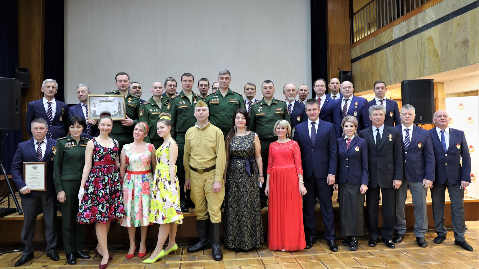 Начальник ЦСКА полковник Артем Громов поздравил армейцев с Днем защитника Отечества