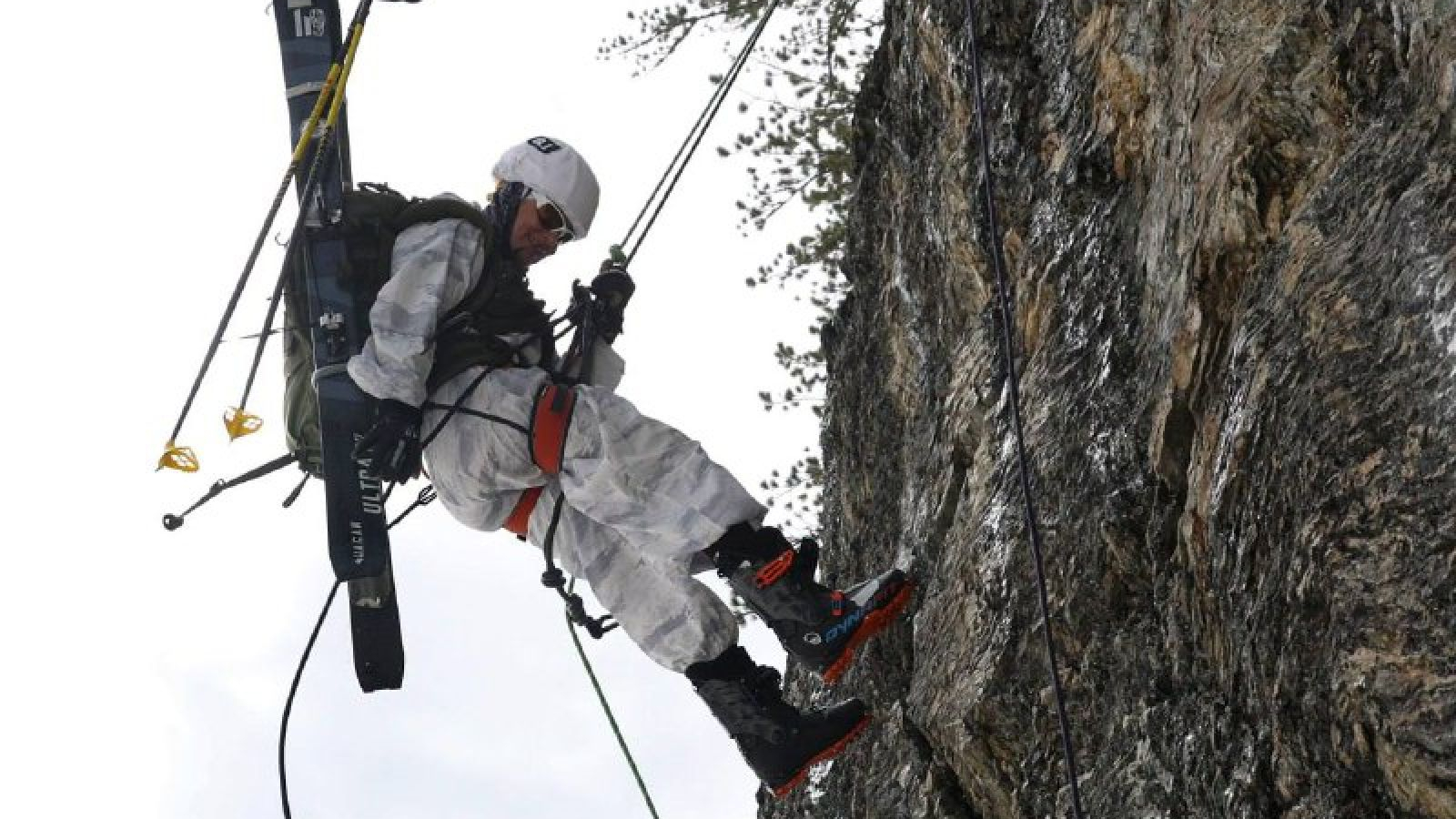 В МЕЖДУНАРОДНЫХ АРМЕЙСКИХ ИГРАХ ПО СКИ-АЛЬПИНИЗМУ УЧАСТВУЮТ КОМАНДЫ СЕМИ СТРАН