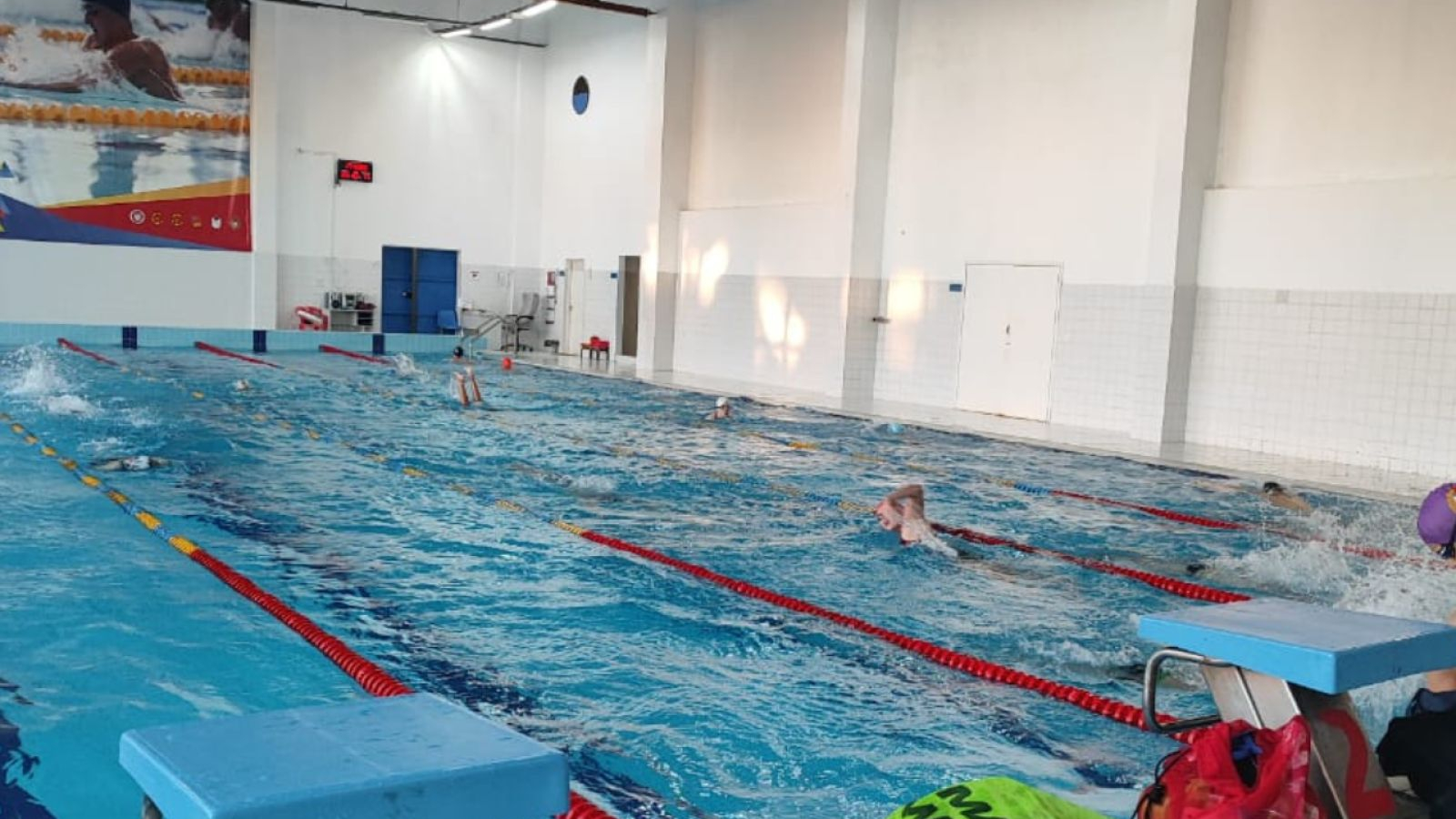 МОСКОВСКИЕ ПЛОВЦЫ ПРОХОДЯТ ТРЕНИРОВОЧНЫЕ СБОРЫ В САМАРЕ