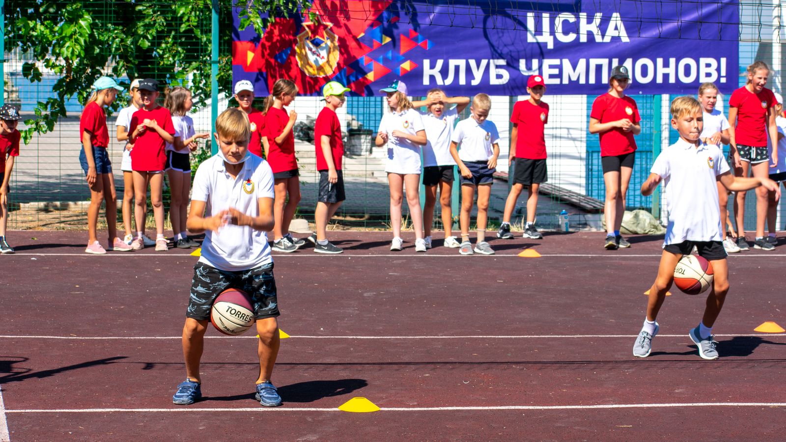 Веселыми стартами отметили День физкультурника воспитанники спортивной школы ЦСКА г. Севастополь