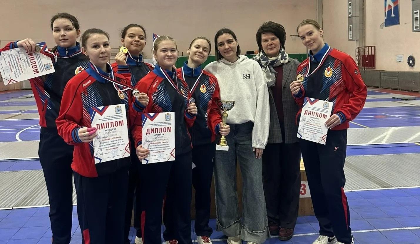 Рапиристы самарской спортивной школы ЦСКА заняли весь пьедестал почёта областных соревнований