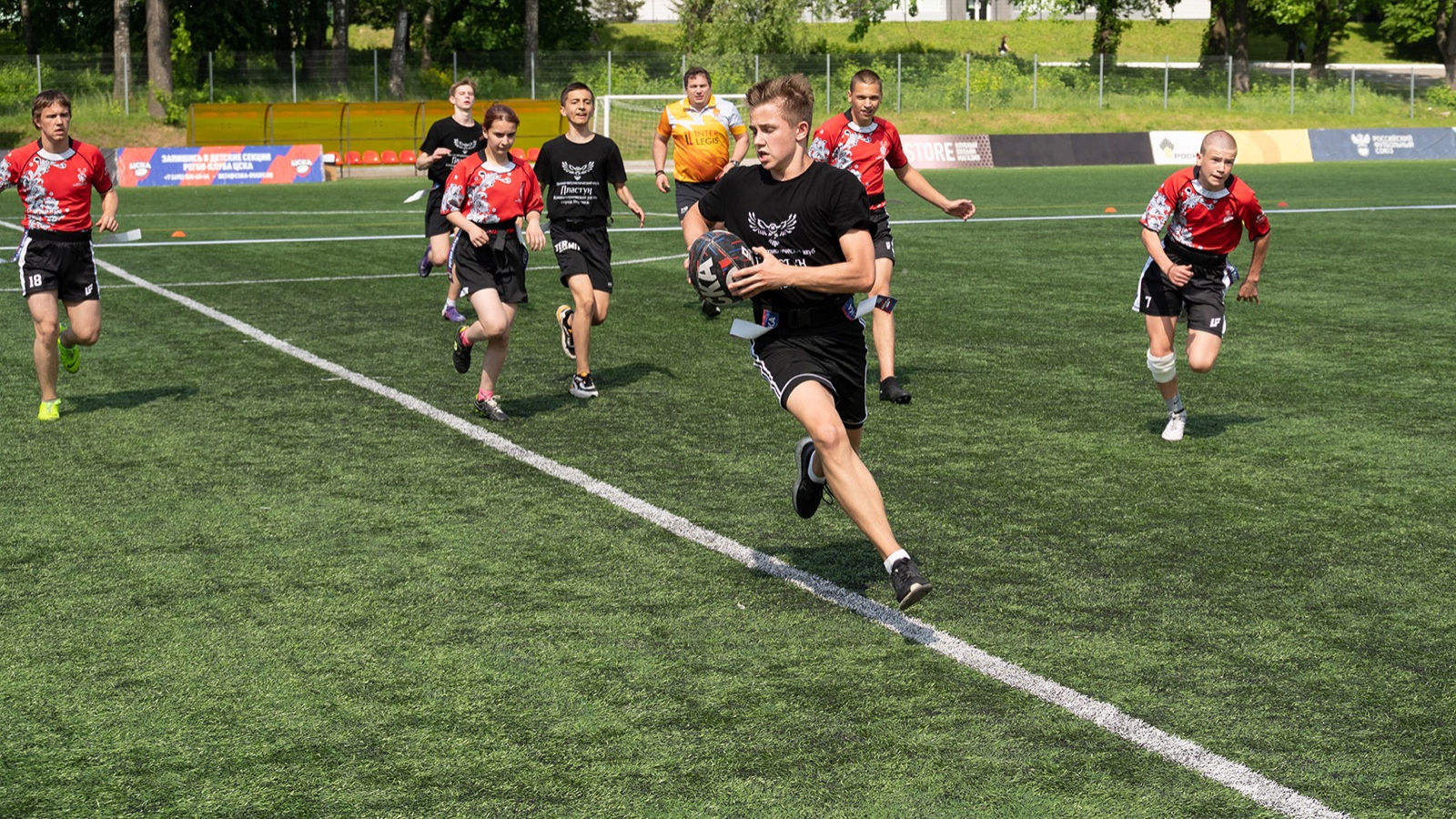 В Туле прошел первый детский фестиваль по тэг-регби среди команд «ЮНАРМИИ