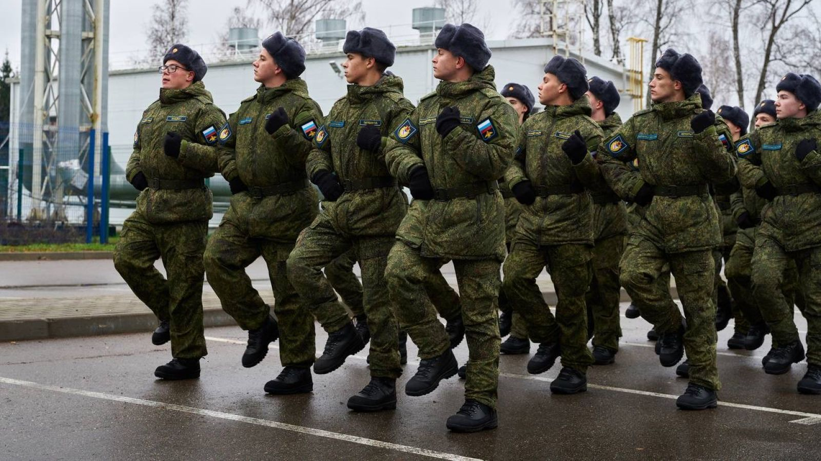 Курс молодого бойца проходят новобранцы спортивных рот ЦСКА