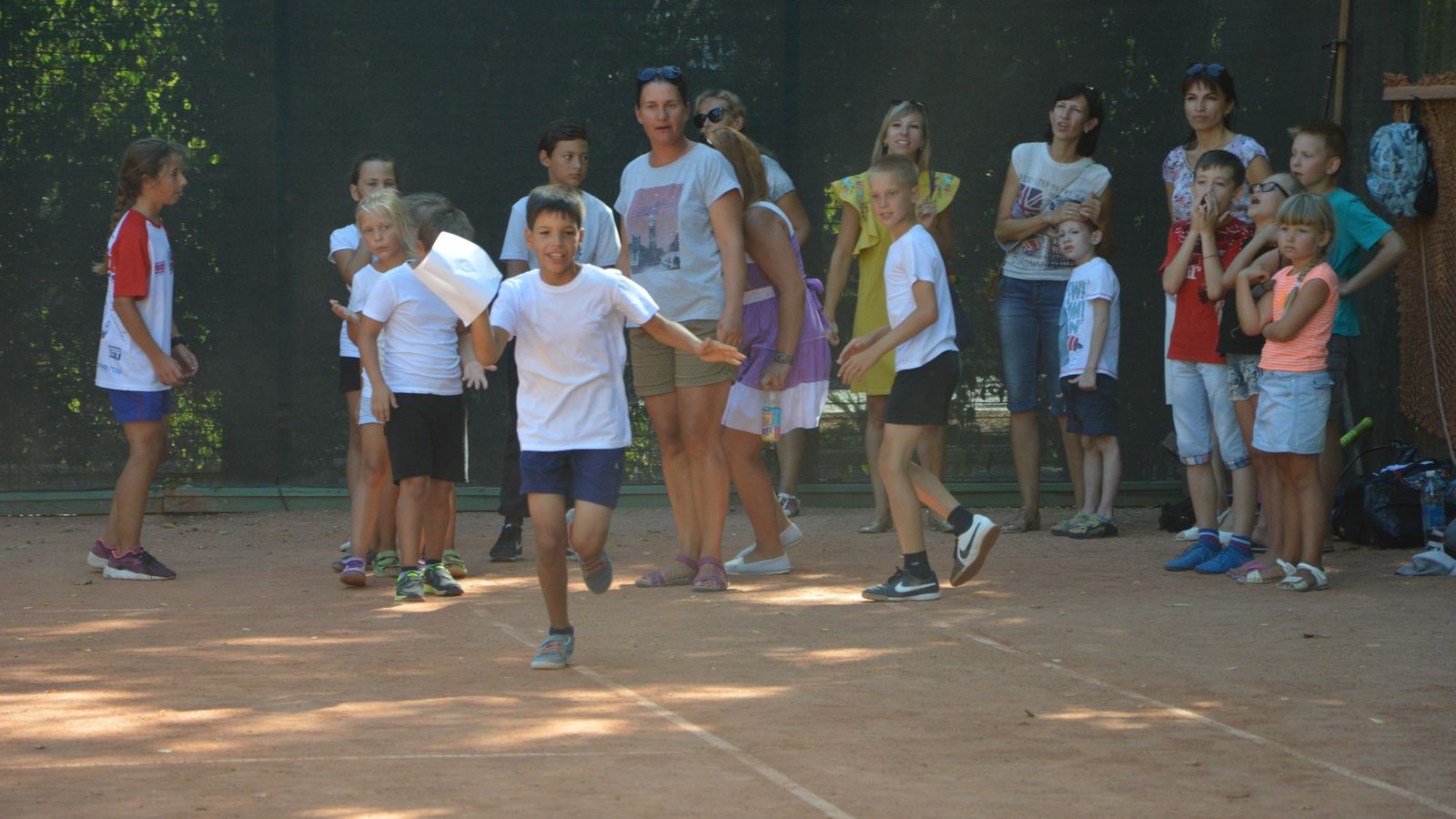 Воспитанники спортивной школы ЦСКА/Севастополь отметили день физкультурника "Веселыми стартами".