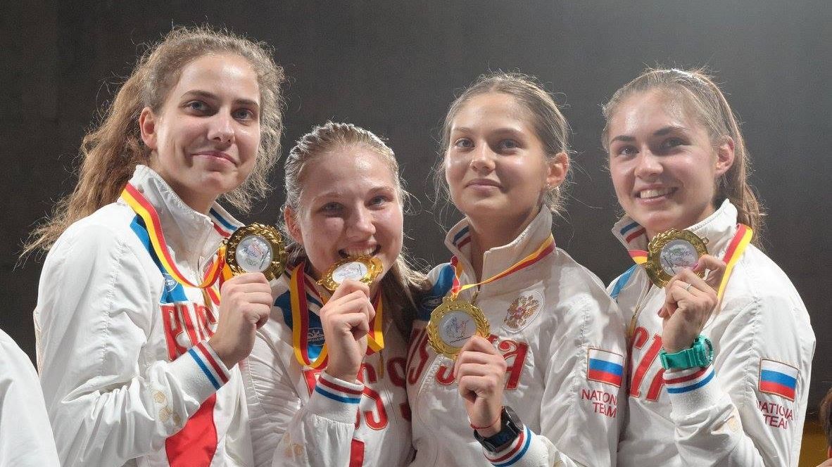 Две саблистки ЦСКА завоевали «золото» на этапе Кубка мира в Орлеане