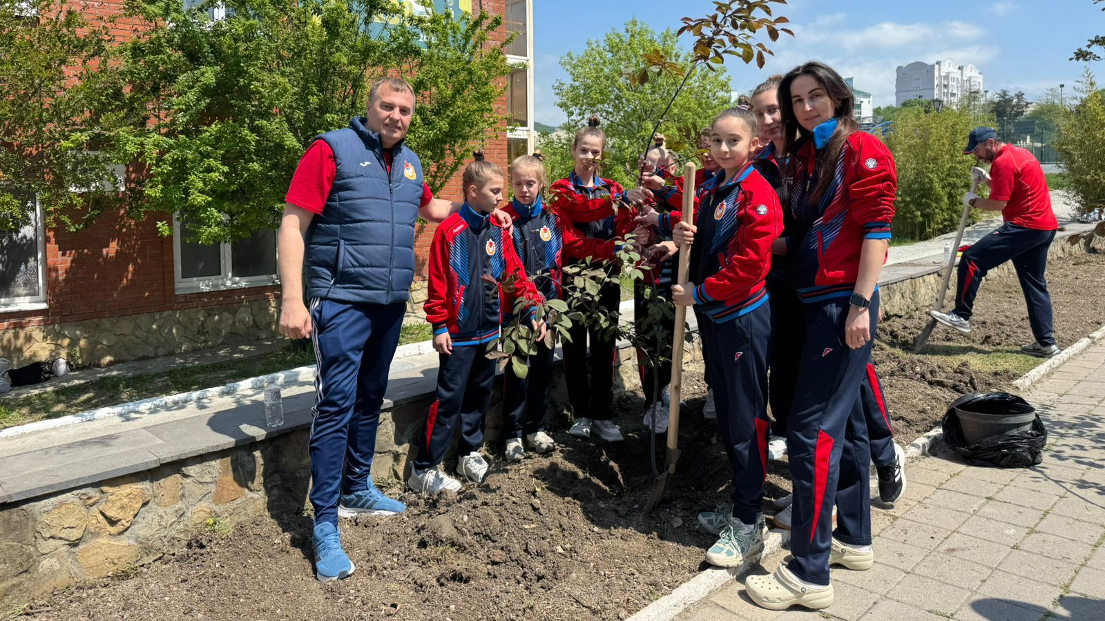 Воспитанники и сотрудники СЦ Геленджика приняли участие в акции «Сад Памяти»