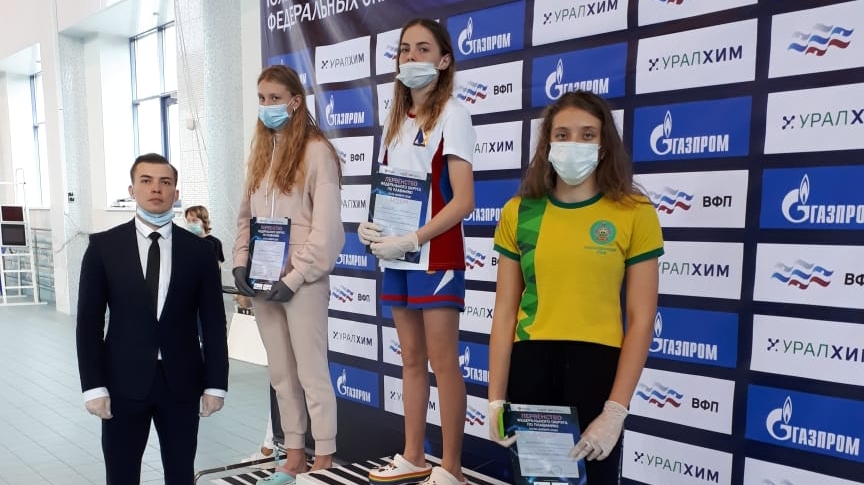 Воспитанница спортивной школы ЦСКА/Севастополь Полина Бирюкова завоевала две золотых медали Первенства ЮФО по плаванию