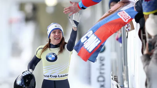 Армейская скелетонистка Елена Никитина стала бронзовым призером этапа Кубка мира в Кенигсзе