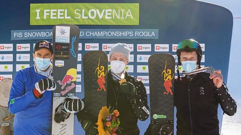 Армейский сноубордист Дмитрий Логинов - чемпион мира в параллельном гигантском слаломе