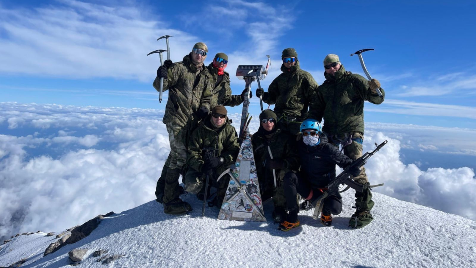 Прошла церемония награждения Кубка ВС РФ по альпинизму «Эльбрусское кольцо»