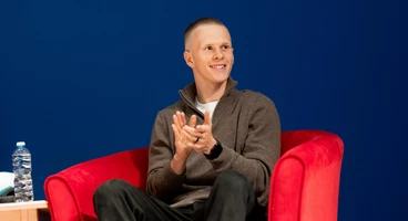 Матвей Кисляк получил премию ДФЛ «Первая пятерка-2025»!