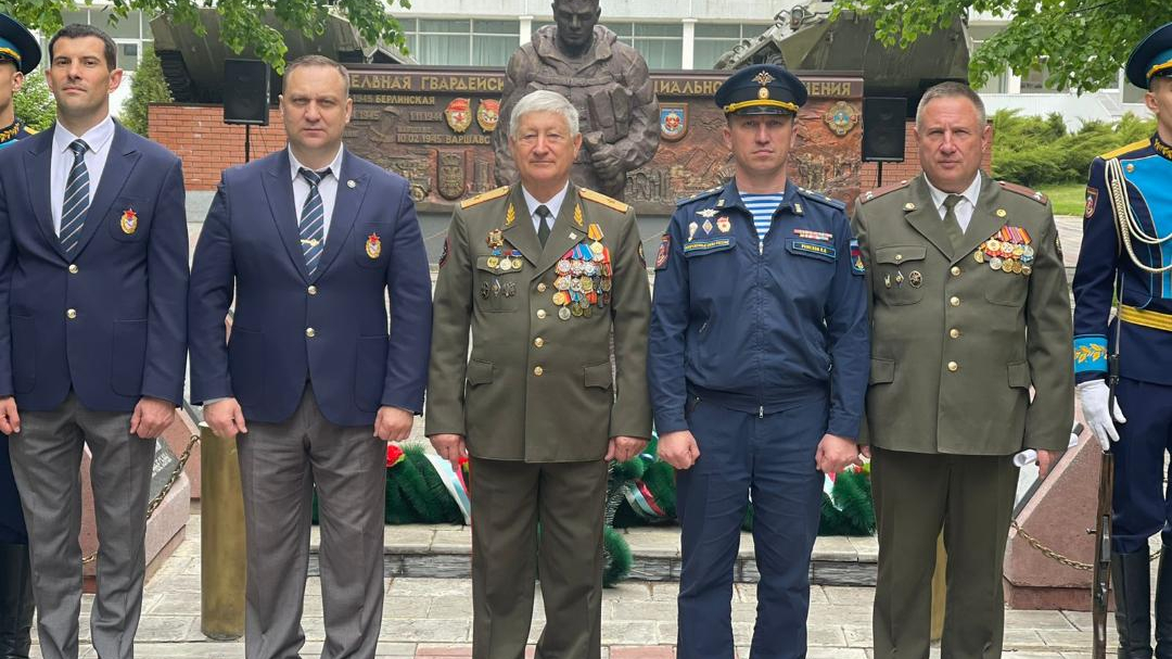 В УСК г. Тольятти ЦСКА/Самара прошло возложение цветов и награждение сотрудников посвященное столетию ЦСКА