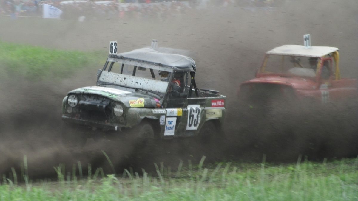 Армеец Владимир Худяков выиграл Кубок Губернатора Курганской области по автоспорту