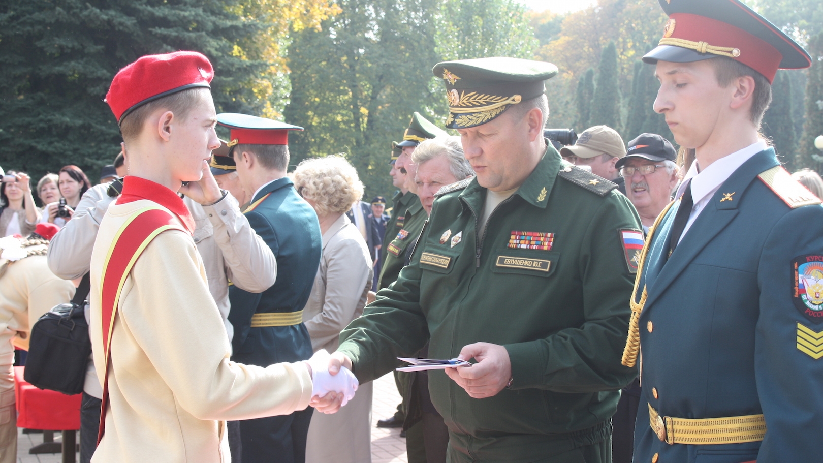 15000 подростков вступили в «Юнармию»