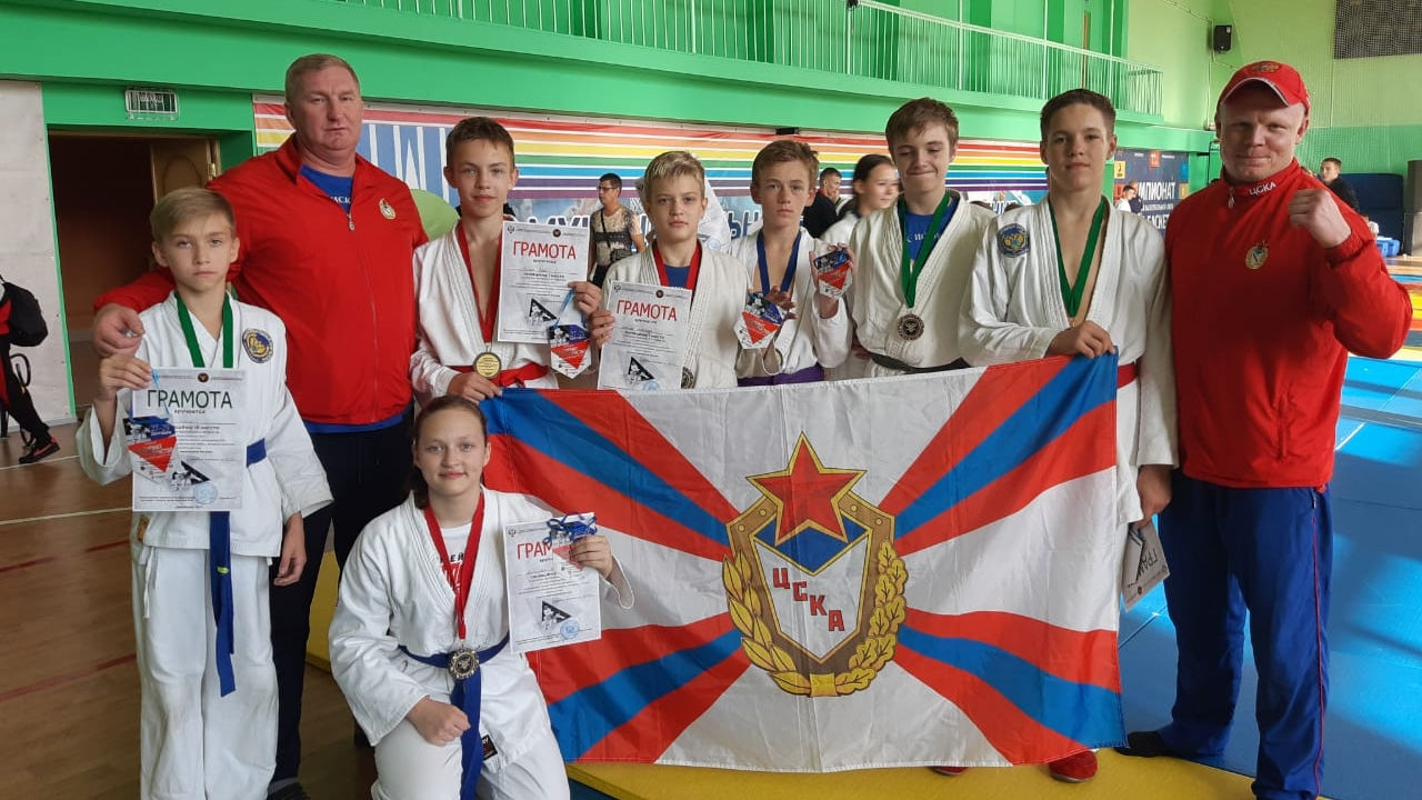 Школа которая растит чемпионов. СШ (ОРК) филиала ЦСКА/Хабаровск недавно исполнилось 73 года