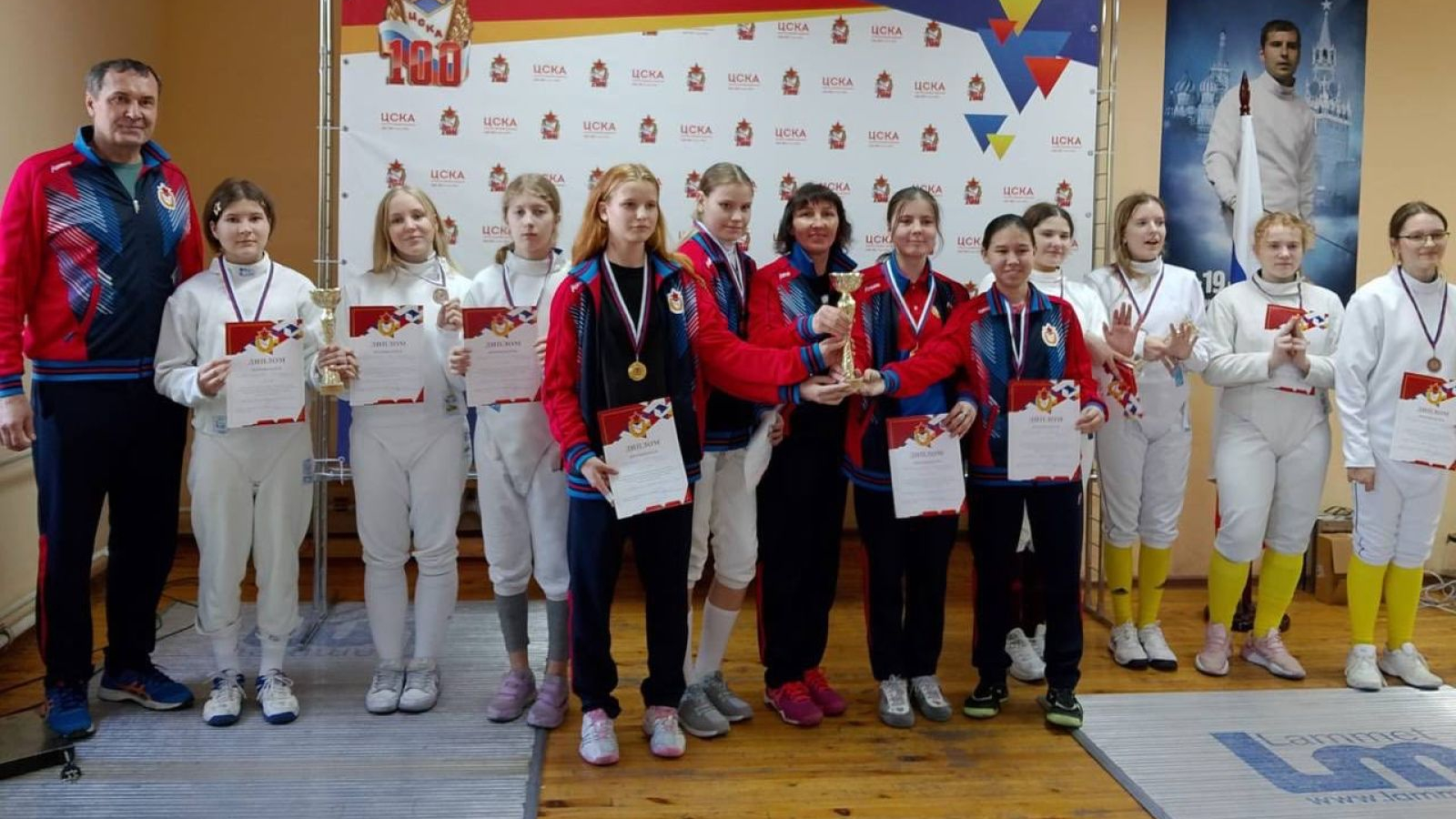В САМАРСКОМ ФИЛИАЛЕ ЦСКА СОСТОЯЛИСЬ СОРЕВНОВАНИЯ ПО ФЕХТОВАНИЮ ПОСВЯЩЁННЫЕ ДНЮ ПОБЕДЫ