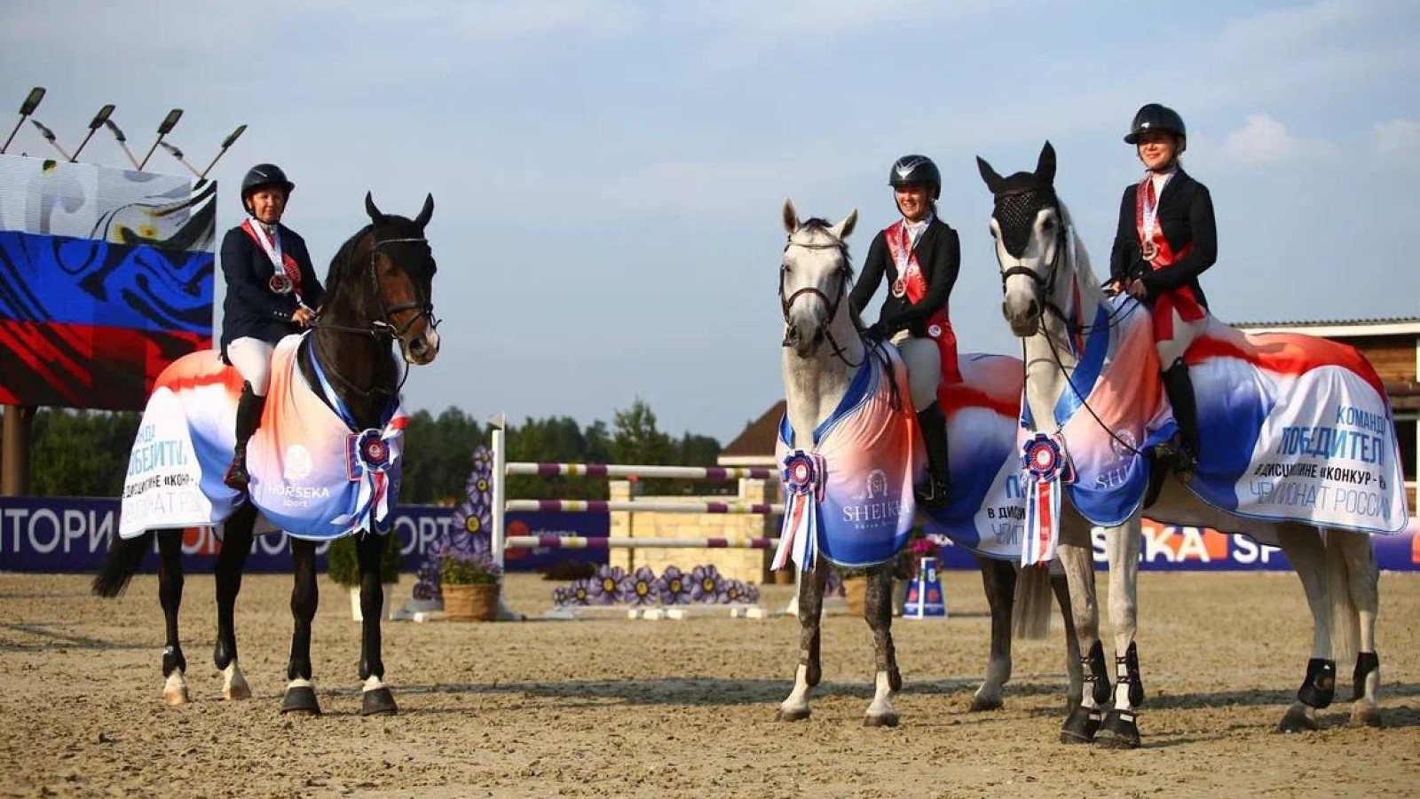 Армейская спортсменка выиграла золото на чемпионате России по конкуру