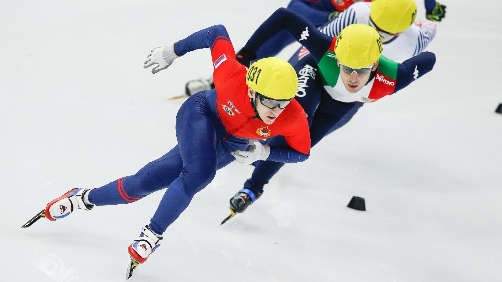 Олимпийский чемпион по шорт-треку Руслан Захаров будет готовиться к конькобежному масс-старту на Олимпиаде-2018