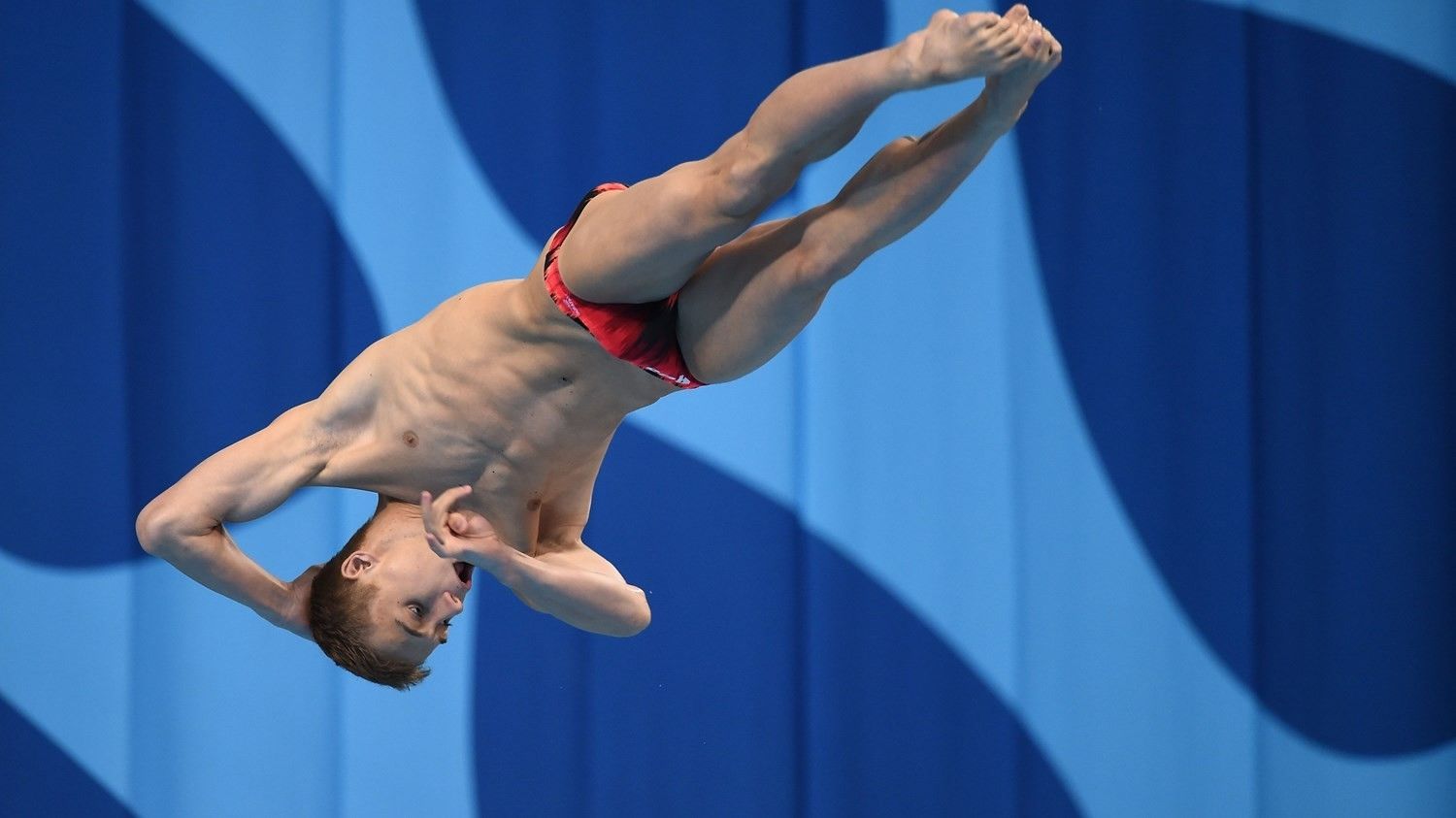 Армейцы Никита Шлейхер и Александр Белевцев выиграли серебро ЧЕ-2017 по прыжкам в воду