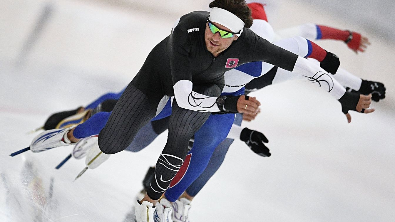 Денис Юсков (ЦСКА) одержал победу в масс-старте на чемпионате России