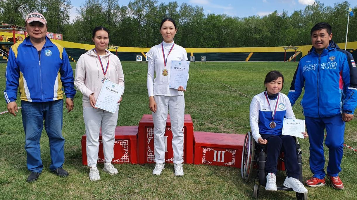 Лучница спортшколы г. Кызыл самарского филиала ЦСКА Белек Санчай стала второй на чемпионате Тывы