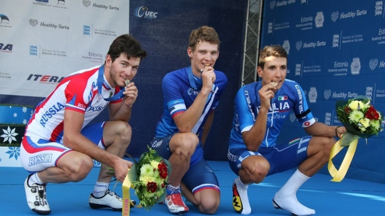 С ДНЕМ РОЖДЕНИЯ СТАШ МАМЫР!