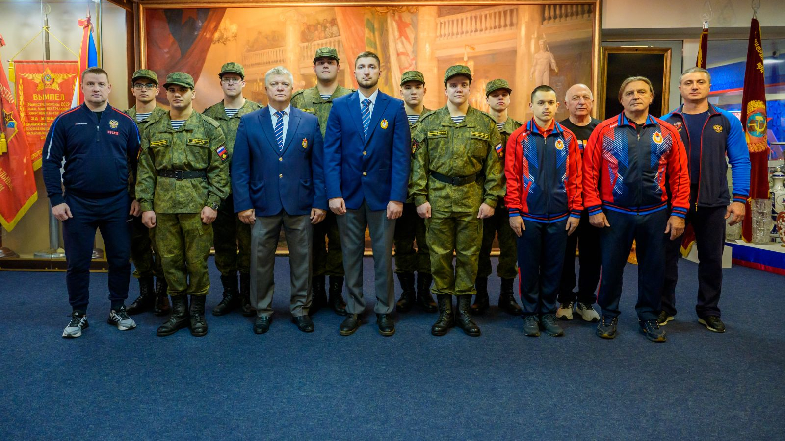 Спортсменов ЦСКА проводили на соревнования по тяжёлой атлетике в Иране