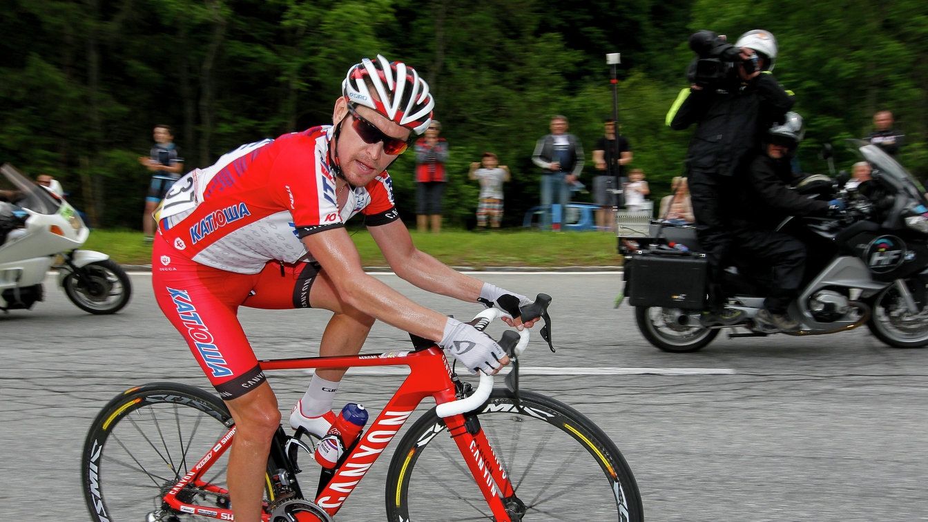 Два армейца выступят на ЧР-2017 по шоссейным велогонкам