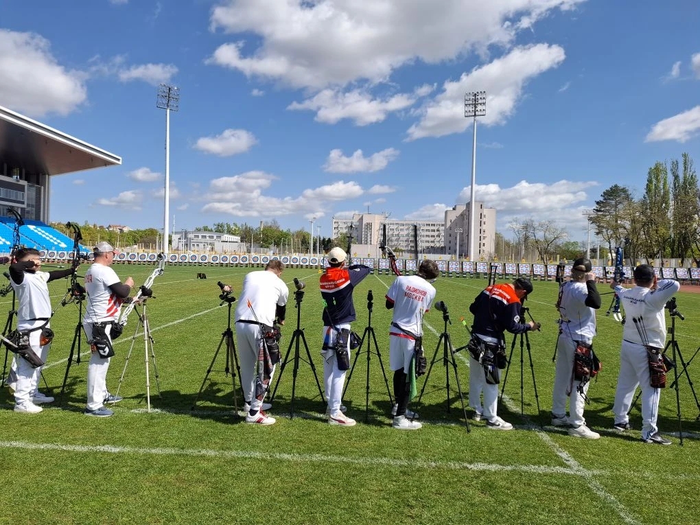 Серебро в команде завоевали лучницы спортшколы ЦСКА г. Читы на чемпионате России 