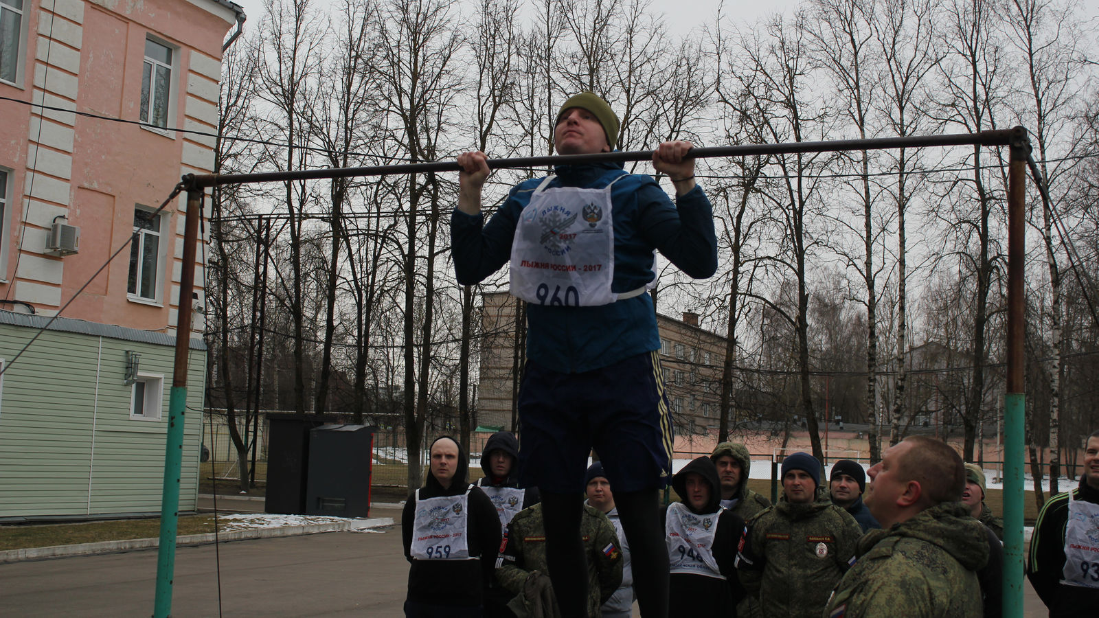 На базе филиала ЦСКА/Смоленск прошла проверка физической подготовки военнослужащих смоленской комендатуры