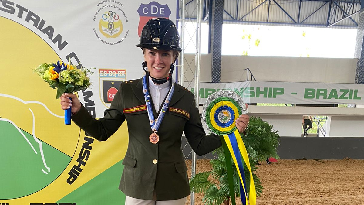 Армейская спортсменка Анастасия Щербакова стала бронзовым призером чемпионата мира CISM по конному спорту