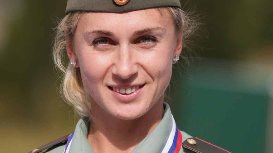 С Днем рождения Евгения Аксенова!