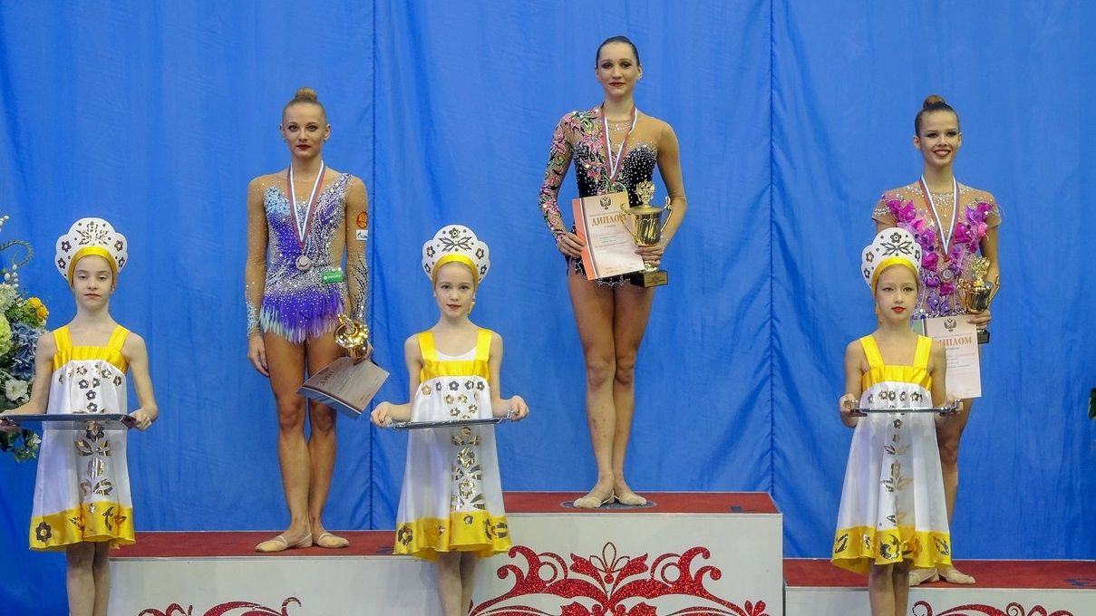 Гимнастки ЦСКА Екатерина Веденеева и Екатерина Селезнева выиграли медали Кубка России