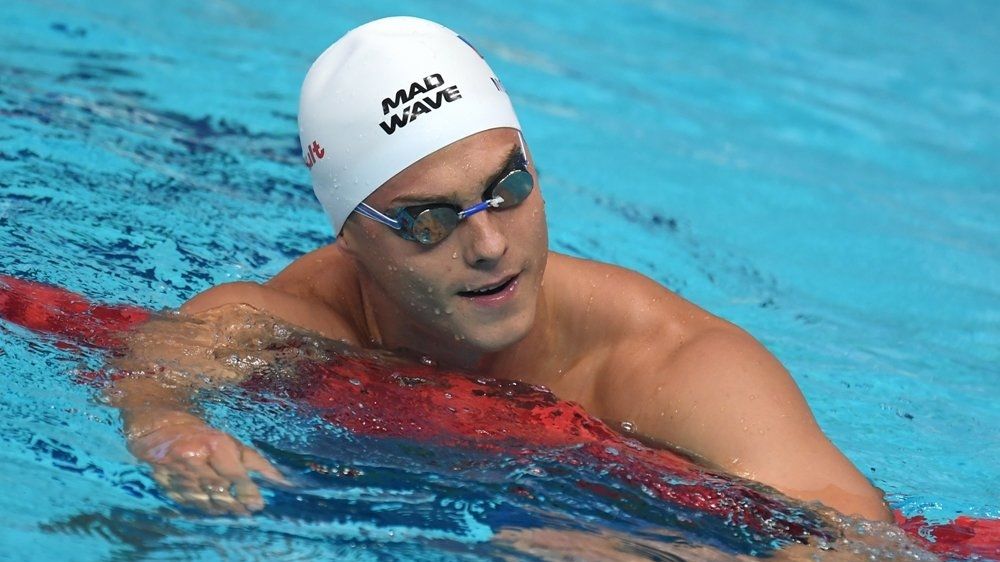 Владимир Морозов (ЦСКА) завоевал две серебряные награды во второй день этапа Кубка мира по плаванию в Дохе