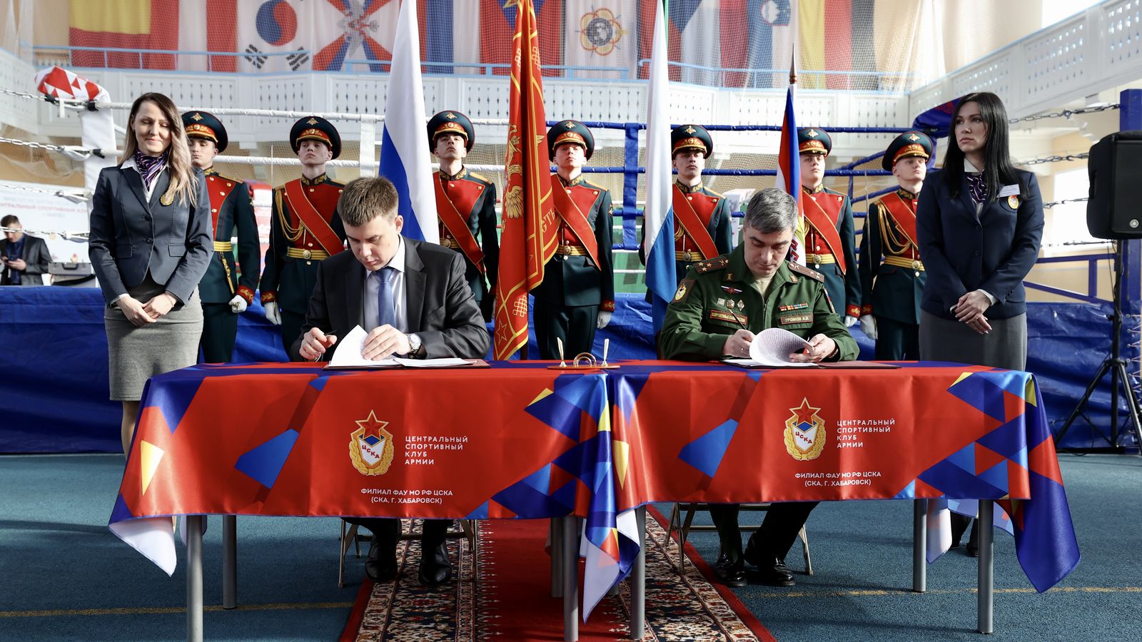 В Хабаровске подписали Соглашение между ЦСКА и Федерацией бокса России