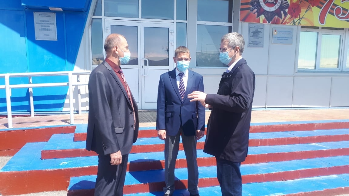 Врио губернатора Камчатского края Владимир Солодов посетил спортивные объекты СОК (г. Вилючинск) филиала ЦСКА/Хабаровск