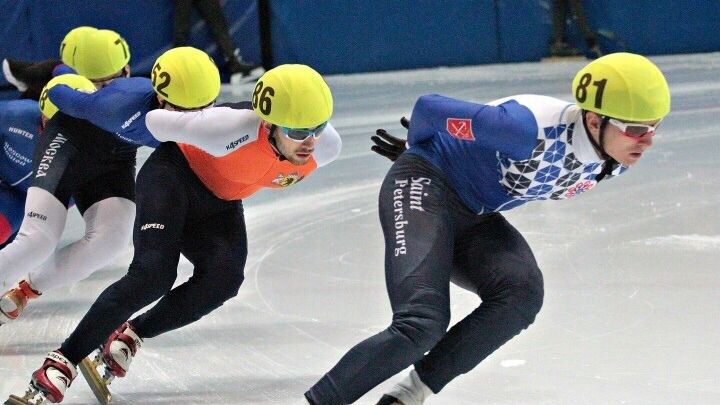 3 золотых и 4 серебряных медали – итог выступления армейских спортсменов Санкт-Петербурга на Кубке России по шорт-треку