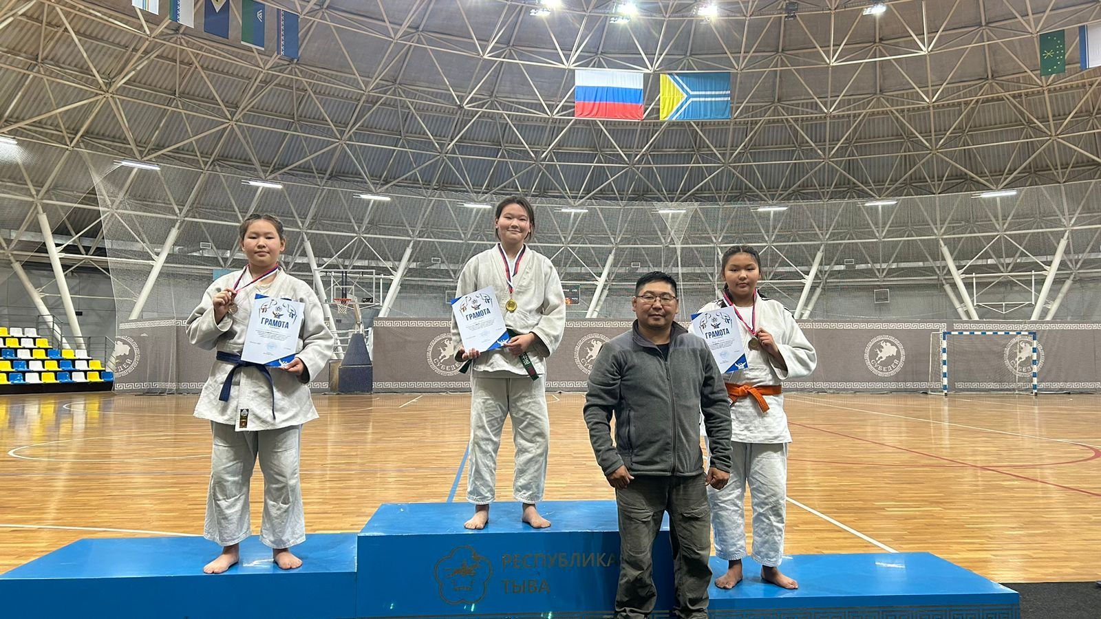 Воспитанники спортшколы г. Кызыл ЦСКА/Самара завоевали 12 наград на республиканском турнире по дзюдо