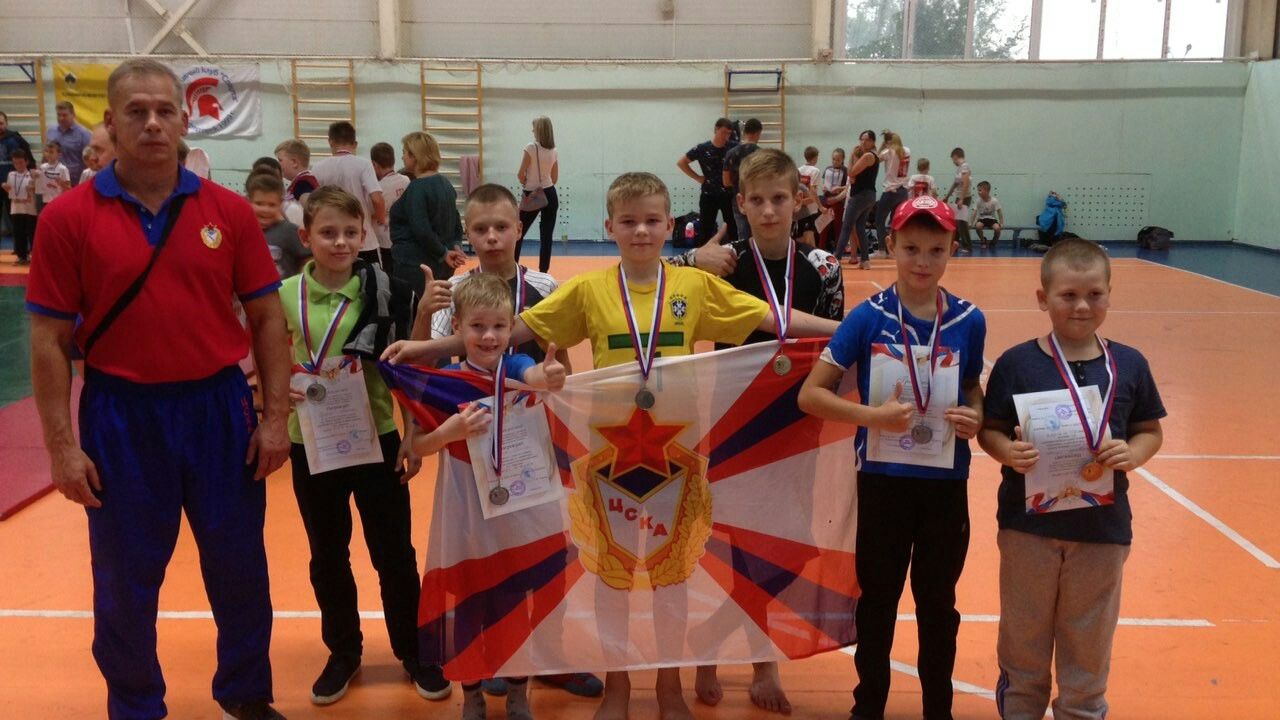 Воспитанники спортивной школы ЦСКА/Самара собрали урожай из 11 медалей на региональном турнире по панкратиону