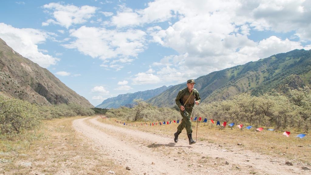Команда ЗВО – победитель чемпионата Вооруженных Сил РФ по летнему горному троеборью