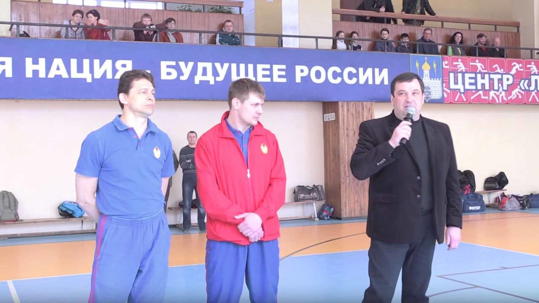 Чемпион СССР Игорь Бунин (ЦСКА) провел мастер-класс по боксу в Сергиевом Посаде