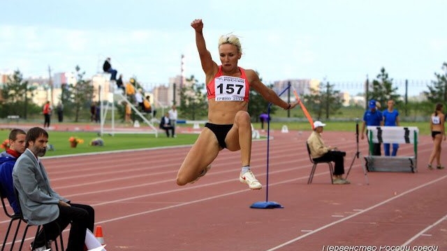 На командном чемпионате России по легкой атлетике спортсменка филиала ЦСКА г. Хабаровск Яна Никулина завоевала «серебро» в прыжке в длину