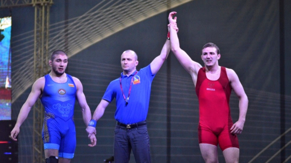 «Золото» и «серебро» Калининграда. Рядовые спортивной роты ЦСКА г. Самара успешно выступили на Всероссийских соревнованиях по вольной борьбе