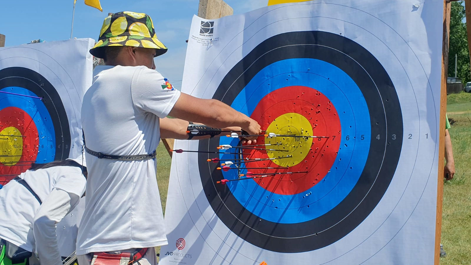 Почти в «яблочко». Лучник спортшколы г. Кызыл ЦСКА/Самара завоевал «серебро» на чемпионате Тывы