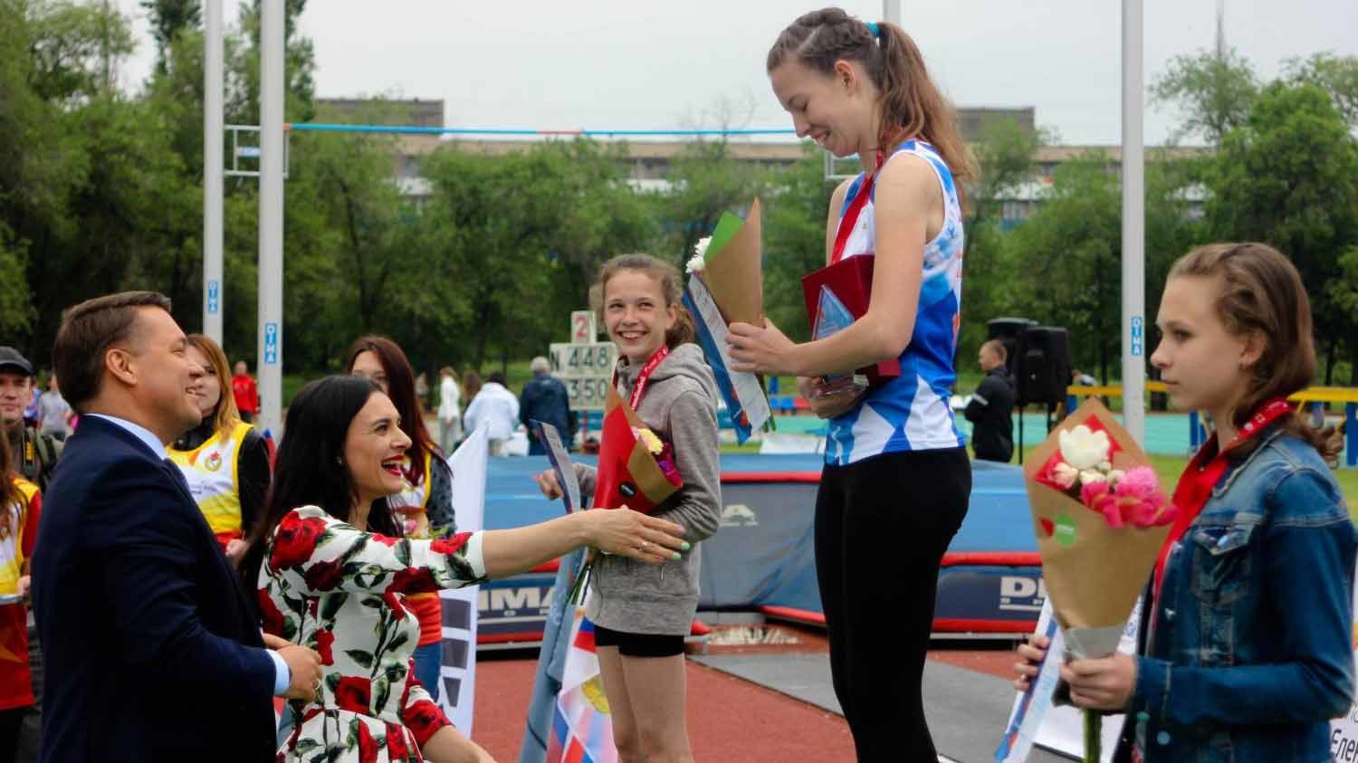 «Кубок Елены Исинбаевой» по легкой атлетике завершился в Волгограде