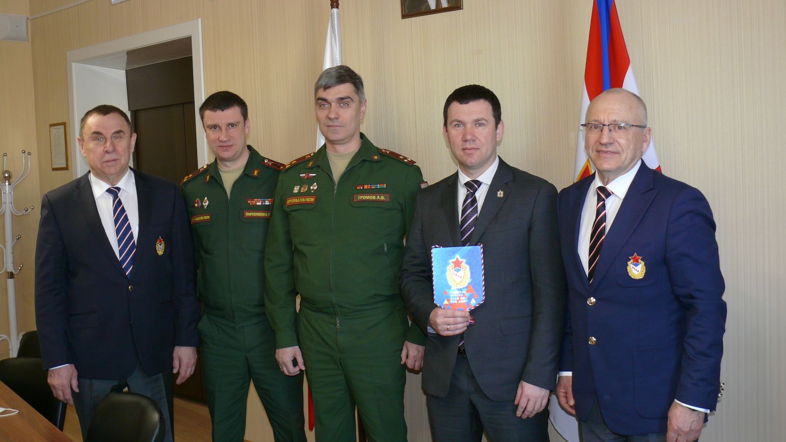 Начальник ЦСКА Артем Громов провел рабочую встречу с министром спорта Хабаровского края Дмитрием Чикуновым