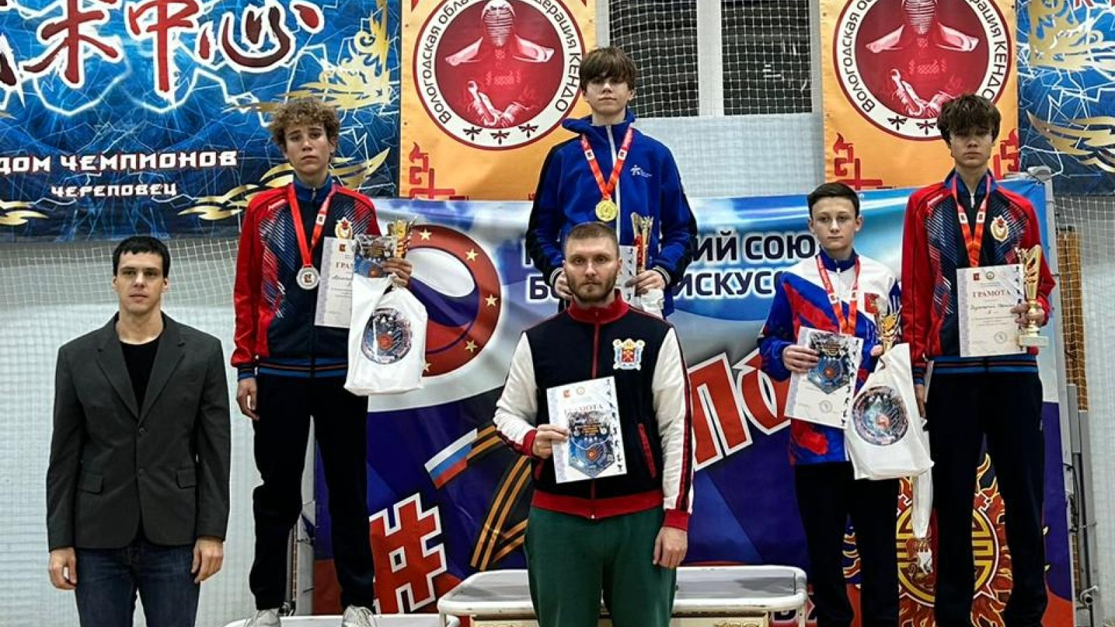 Серебро и бронзу завоевали спортсмены ЦСКА на всероссийских соревнованиях по фехтованию