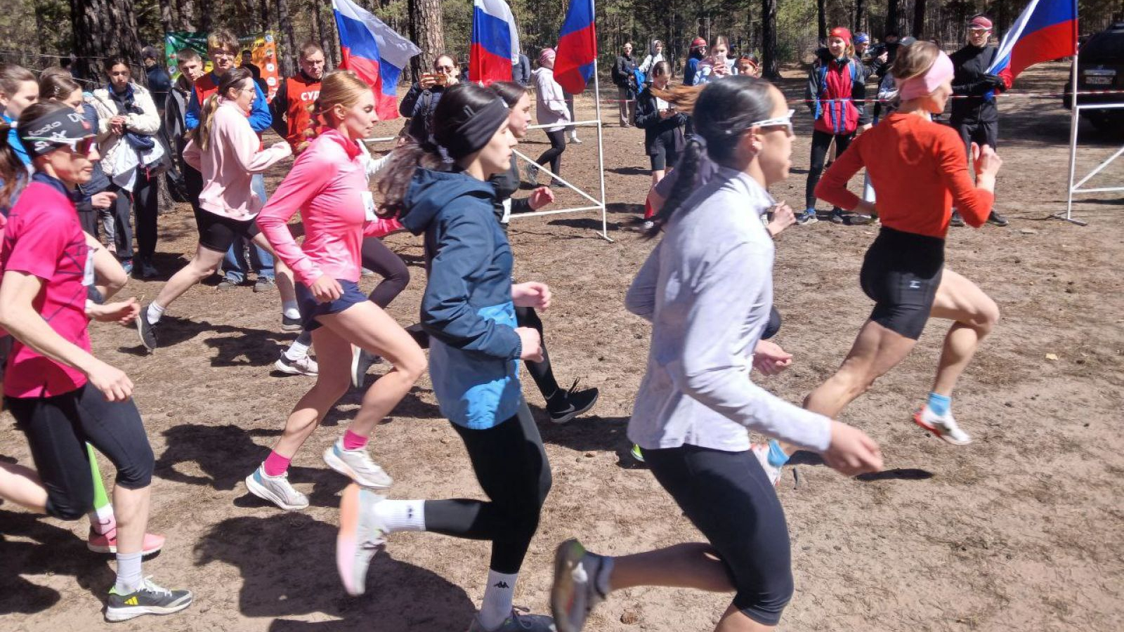 На чемпионате и первенстве Забайкалья по кроссу легкоатлеты из Читы завоевали 10 медалей